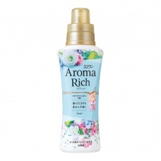 Парфюмированный кондиционер для белья Lion Aroma Rich Sarah (зеленый цветочный аромат), 520 мл