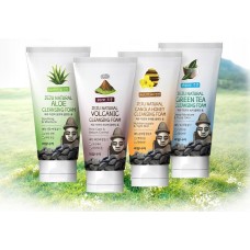 Пенка для умывания с натуральными экстрактами с острова Чеджу Welcos Jeju Natural Cleansing Foam